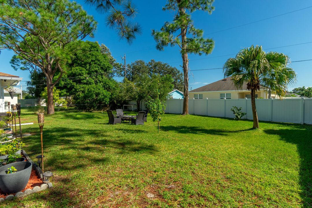 For Sale: $399,900 (3 beds, 2 baths, 1650 Square Feet)