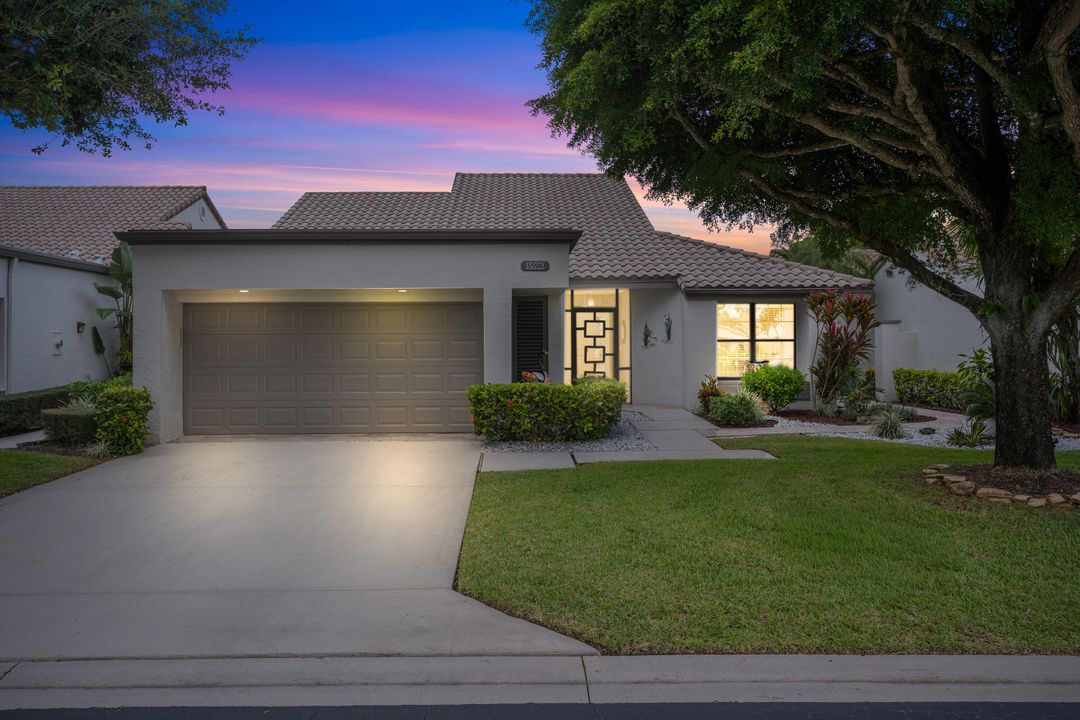 For Sale: $475,000 (3 beds, 2 baths, 1894 Square Feet)