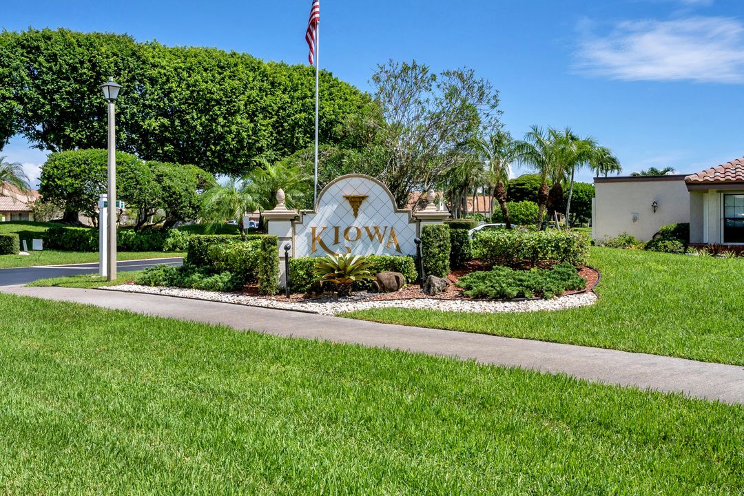 For Sale: $475,000 (3 beds, 2 baths, 1894 Square Feet)