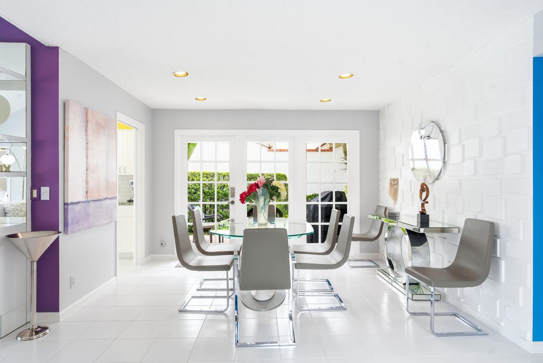 For Sale: $475,000 (3 beds, 2 baths, 1894 Square Feet)