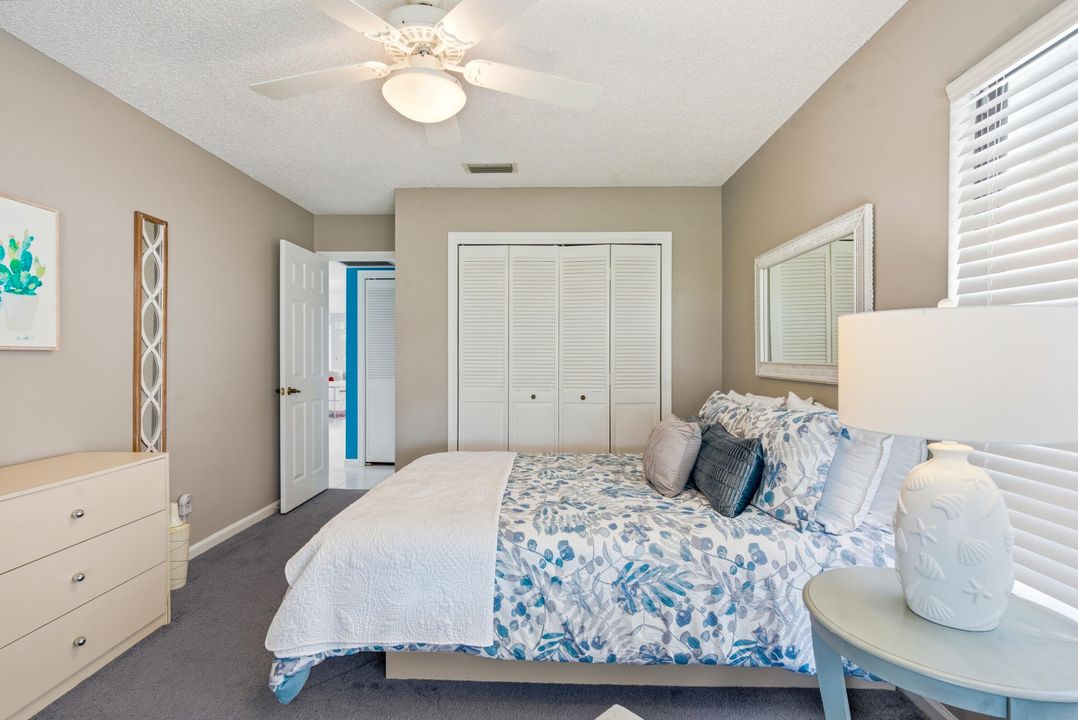 For Sale: $475,000 (3 beds, 2 baths, 1894 Square Feet)