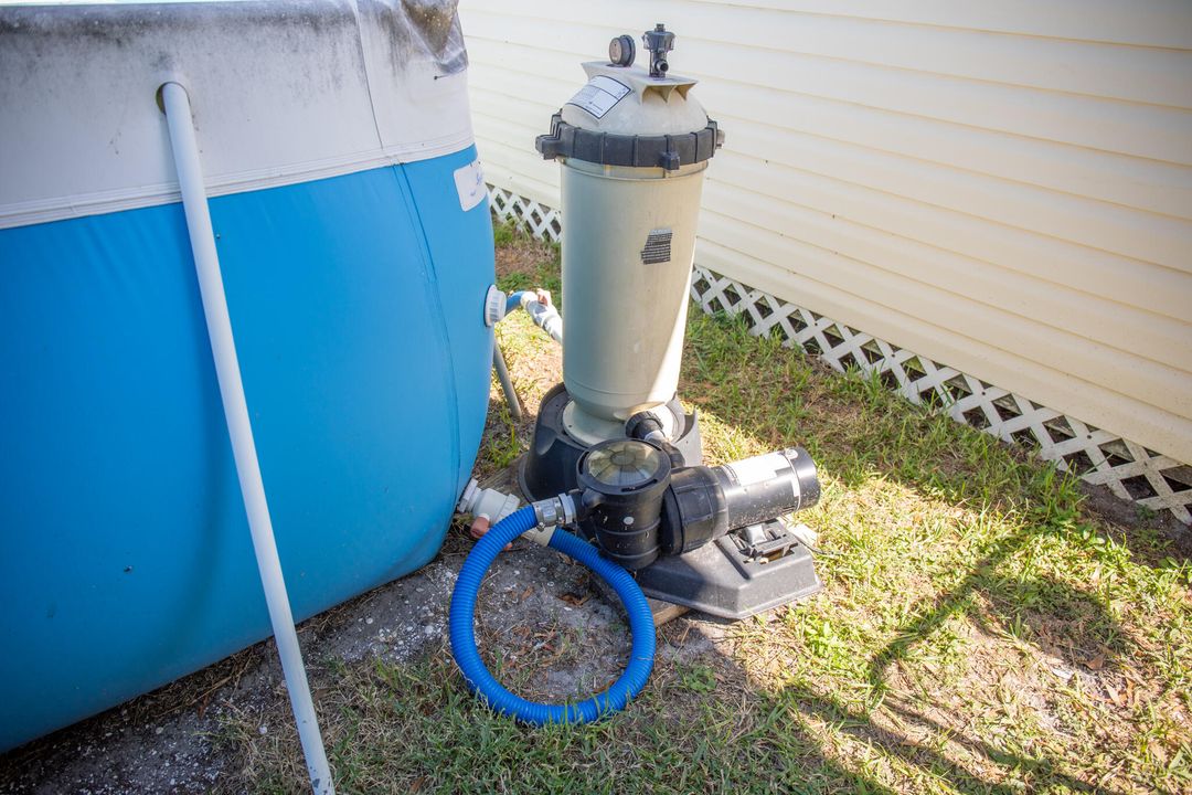 Active With Contract: $345,000 (3 beds, 2 baths, 1490 Square Feet)