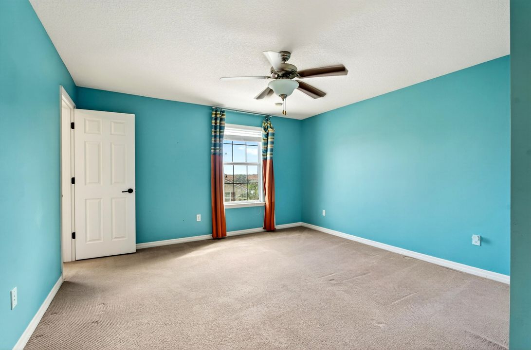 For Sale: $349,960 (2 beds, 2 baths, 1890 Square Feet)