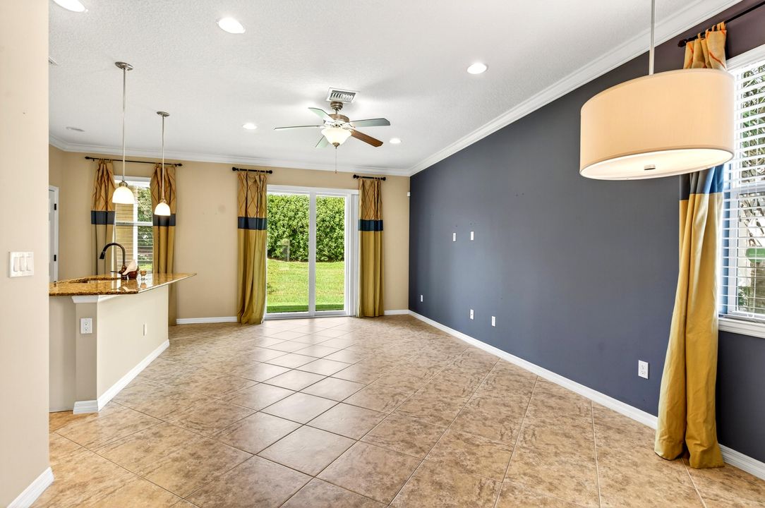 For Sale: $349,960 (2 beds, 2 baths, 1890 Square Feet)