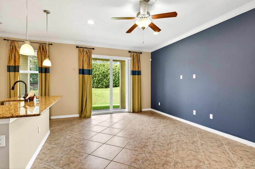 For Sale: $349,960 (2 beds, 2 baths, 1890 Square Feet)