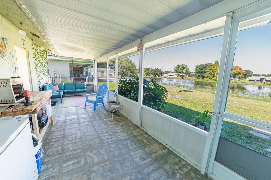 Active With Contract: $345,000 (3 beds, 2 baths, 1490 Square Feet)