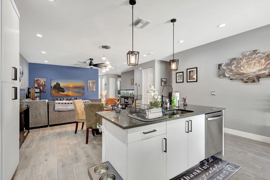 For Sale: $498,000 (3 beds, 2 baths, 1536 Square Feet)