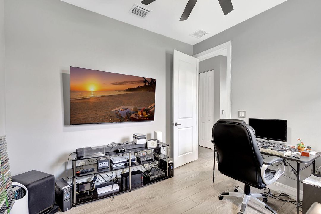 For Sale: $498,000 (3 beds, 2 baths, 1536 Square Feet)