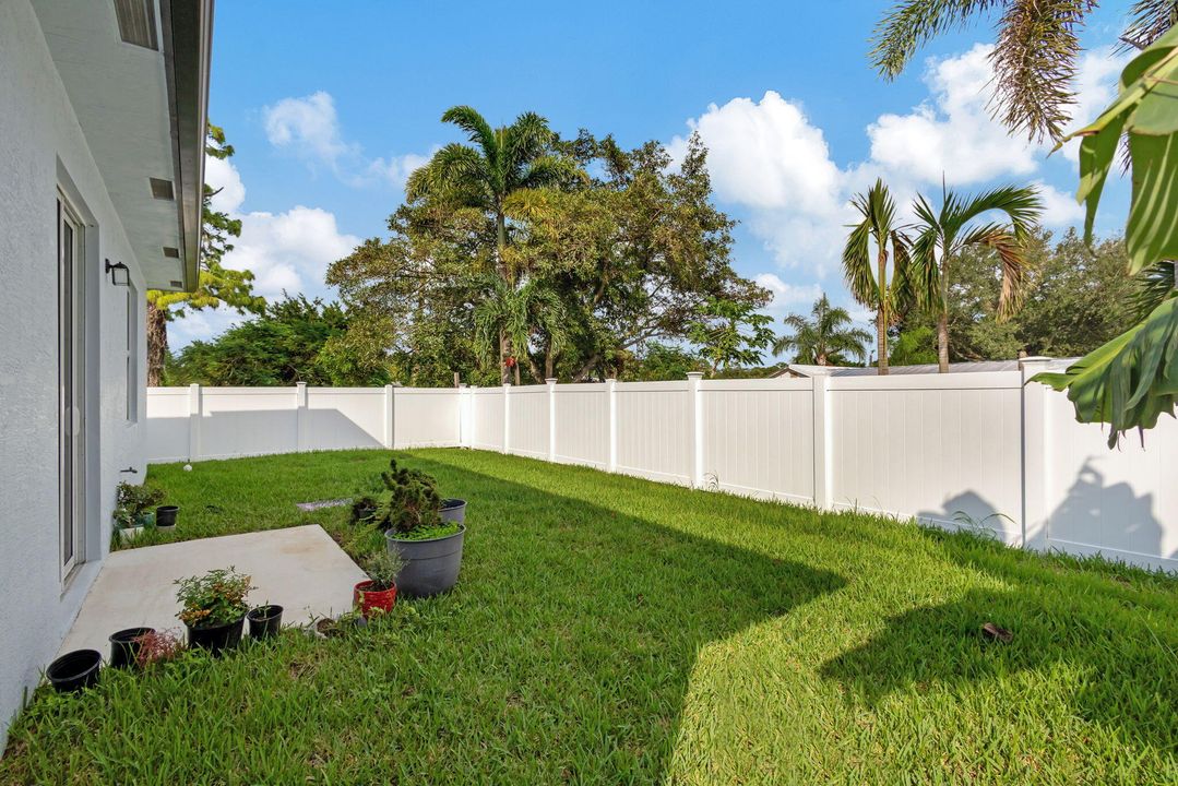 For Sale: $498,000 (3 beds, 2 baths, 1536 Square Feet)