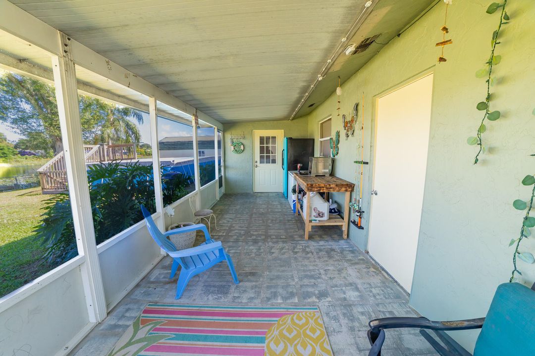 Active With Contract: $345,000 (3 beds, 2 baths, 1490 Square Feet)