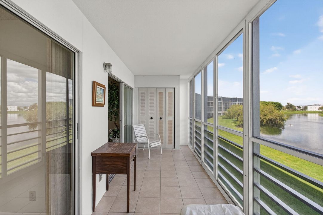 For Sale: $175,000 (2 beds, 2 baths, 1200 Square Feet)