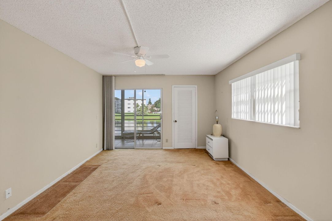 For Sale: $175,000 (2 beds, 2 baths, 1200 Square Feet)