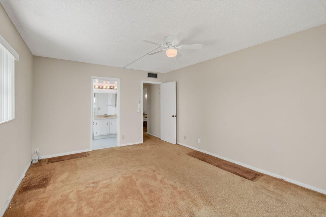 For Sale: $175,000 (2 beds, 2 baths, 1200 Square Feet)