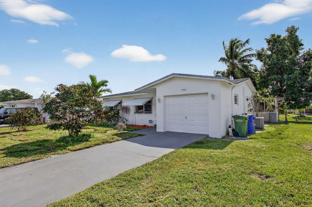 待售: $315,000 (2 贝兹, 2 浴室, 1141 平方英尺)