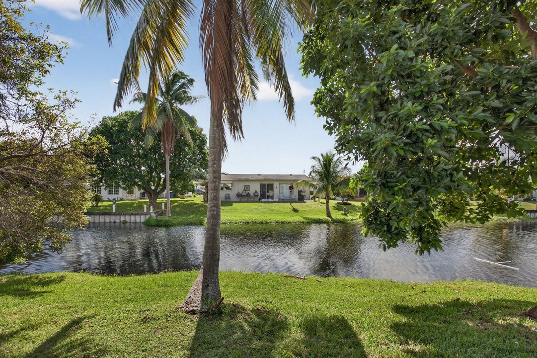 待售: $315,000 (2 贝兹, 2 浴室, 1141 平方英尺)