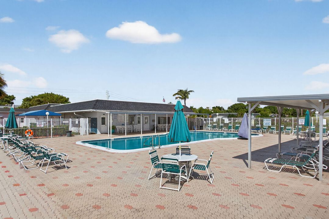 待售: $315,000 (2 贝兹, 2 浴室, 1141 平方英尺)