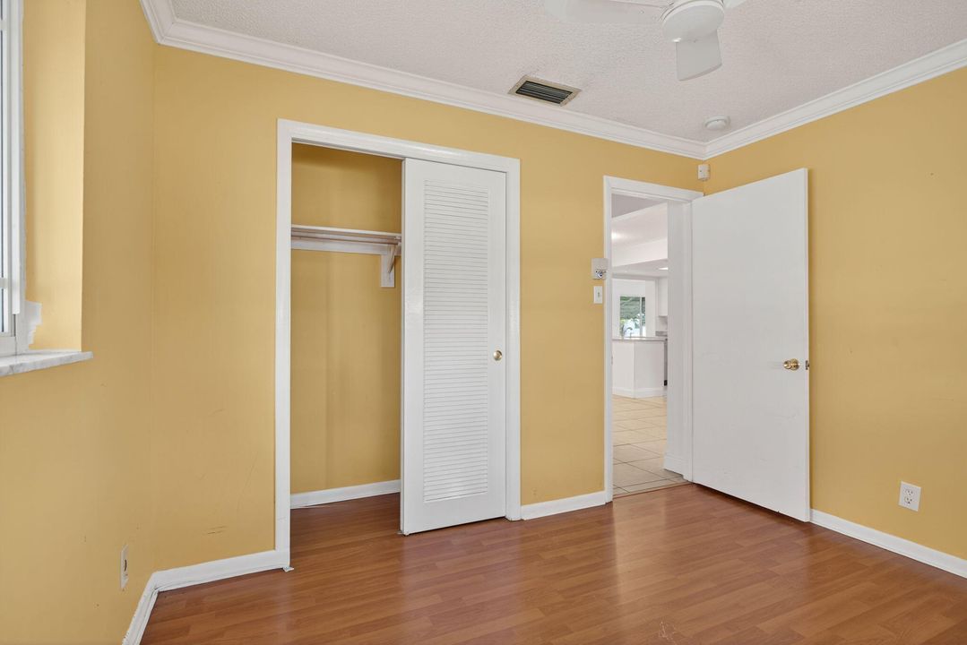 待售: $315,000 (2 贝兹, 2 浴室, 1141 平方英尺)