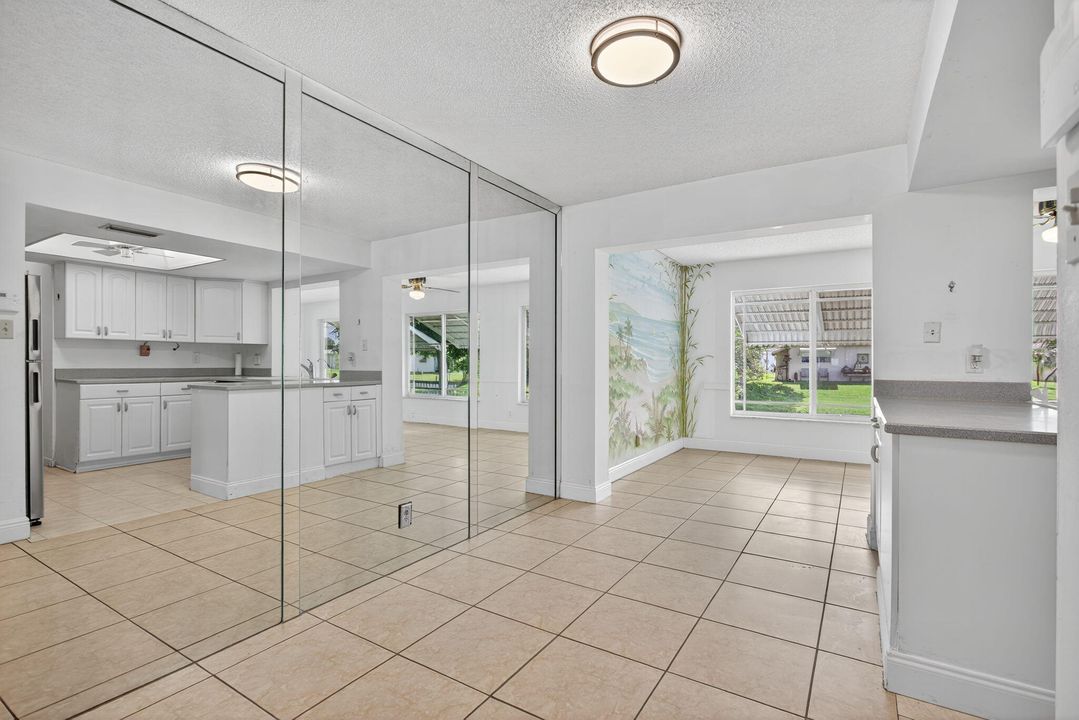 待售: $315,000 (2 贝兹, 2 浴室, 1141 平方英尺)