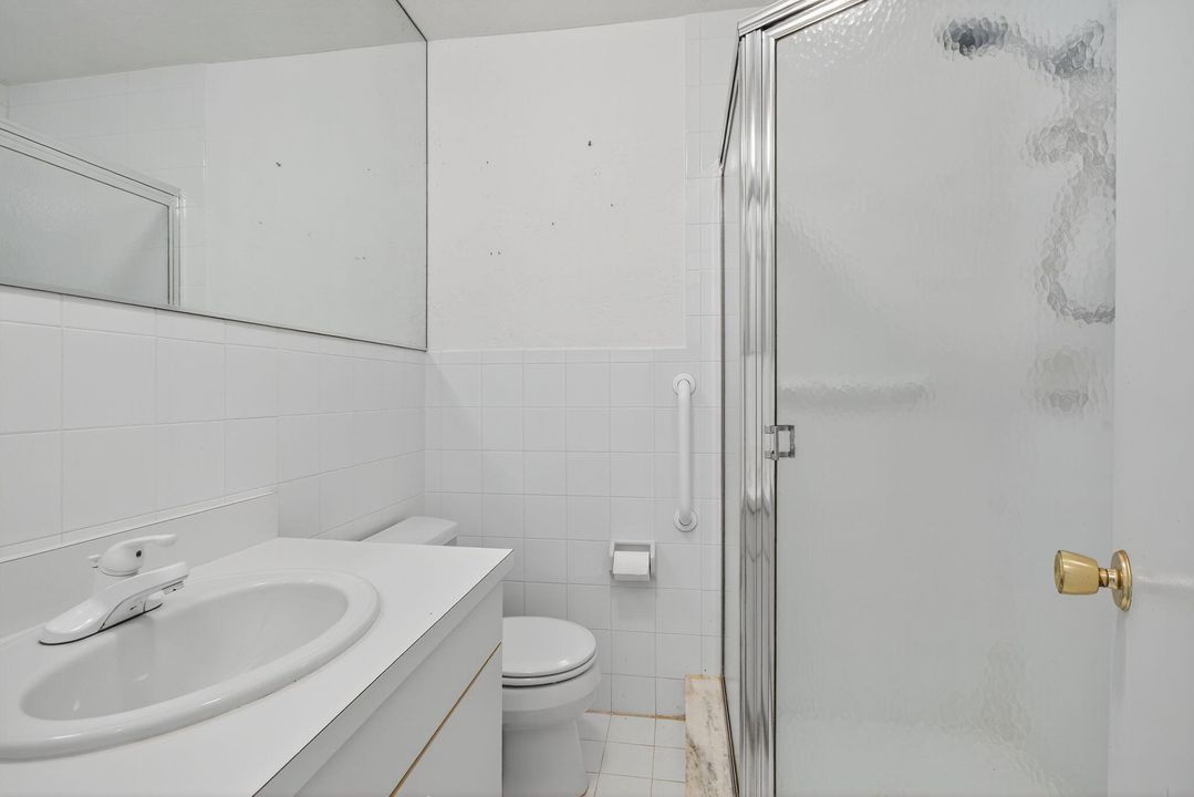 待售: $315,000 (2 贝兹, 2 浴室, 1141 平方英尺)