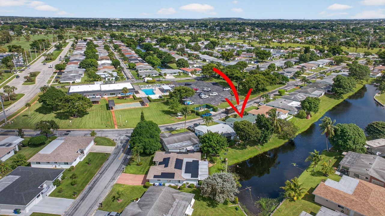 待售: $315,000 (2 贝兹, 2 浴室, 1141 平方英尺)