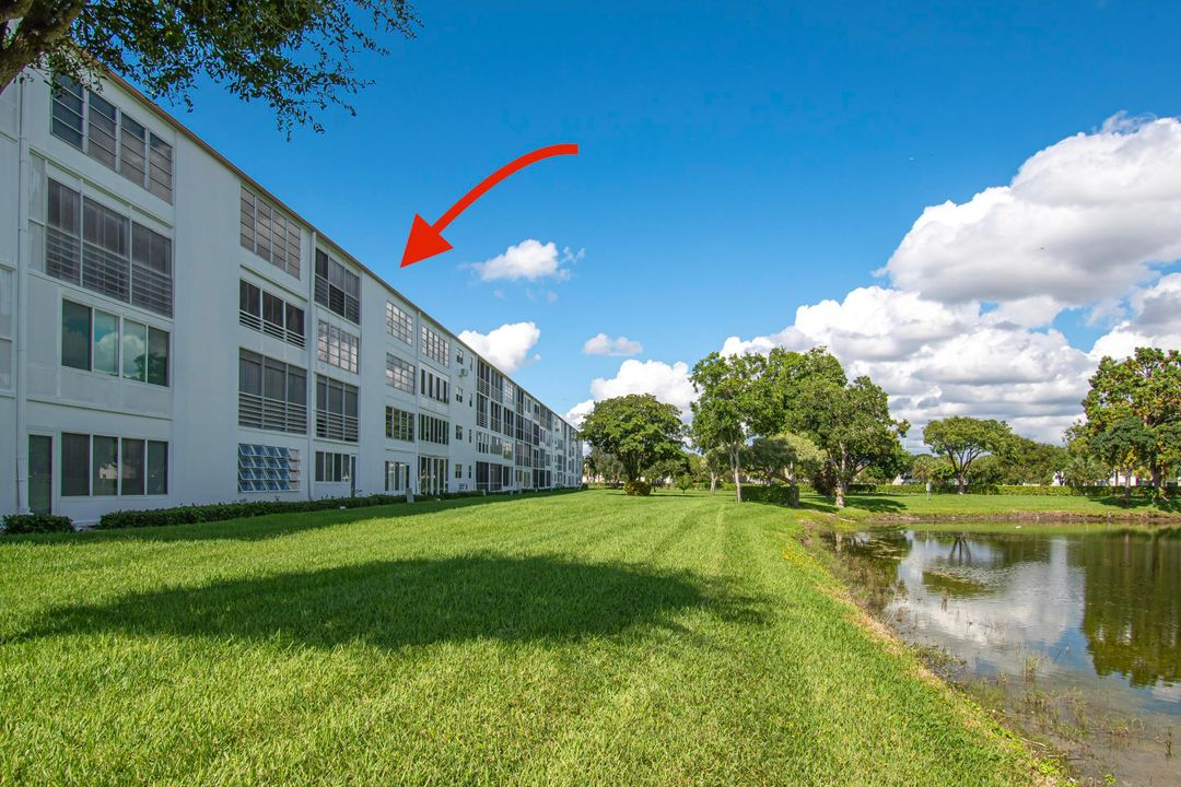 待售: $224,900 (2 贝兹, 2 浴室, 916 平方英尺)