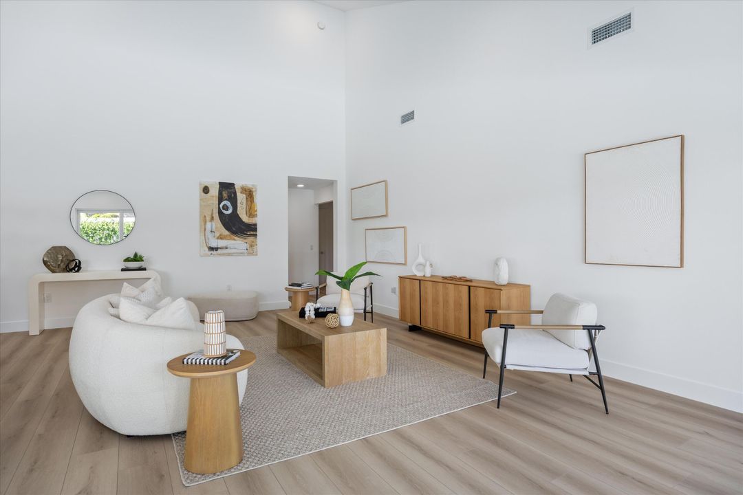 For Sale: $1,535,000 (3 beds, 2 baths, 2079 Square Feet)