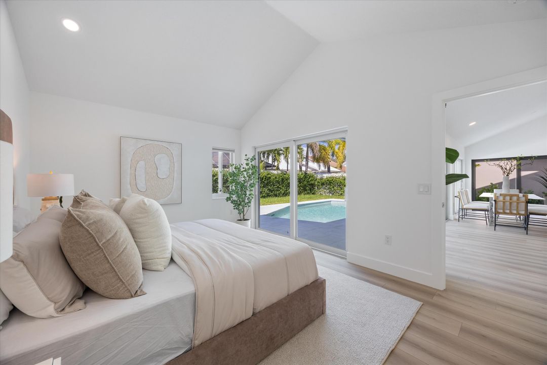 For Sale: $1,535,000 (3 beds, 2 baths, 2079 Square Feet)