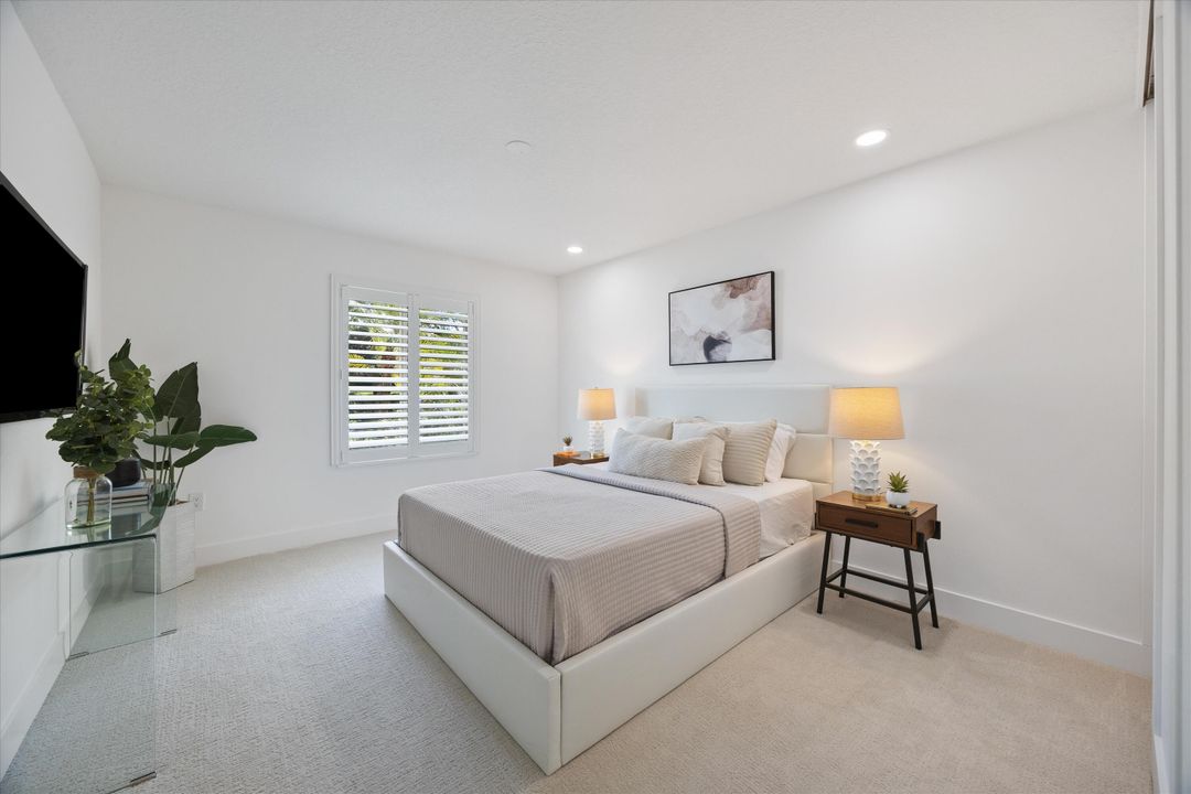 For Sale: $1,535,000 (3 beds, 2 baths, 2079 Square Feet)