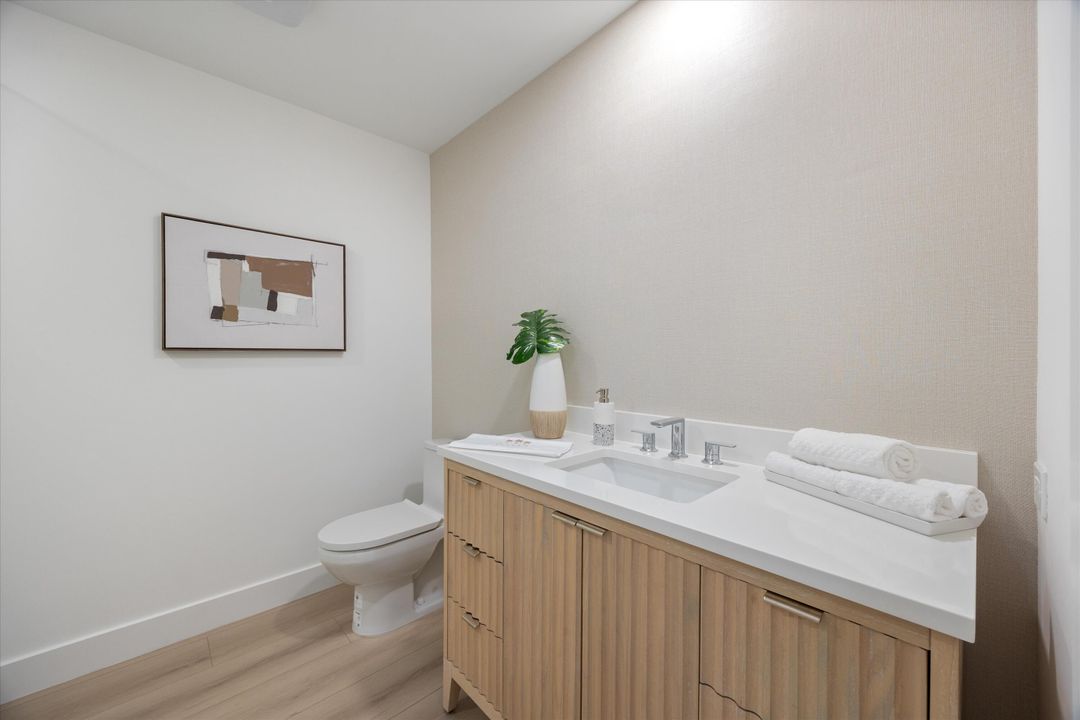 For Sale: $1,535,000 (3 beds, 2 baths, 2079 Square Feet)