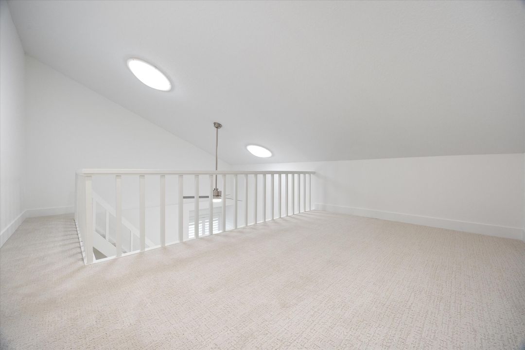 For Sale: $1,535,000 (3 beds, 2 baths, 2079 Square Feet)