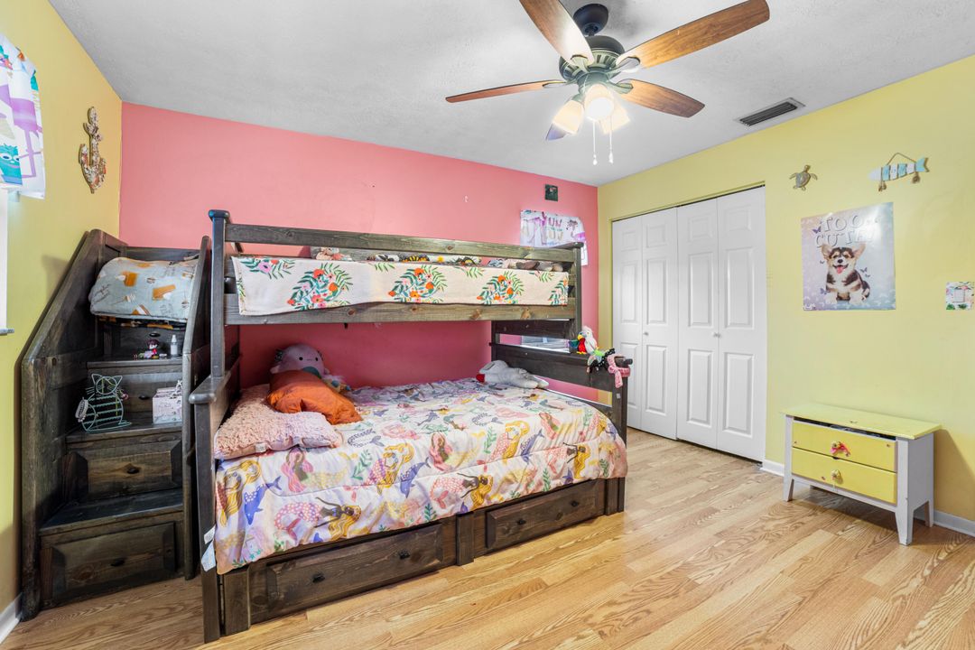 Active With Contract: $345,000 (3 beds, 2 baths, 1490 Square Feet)