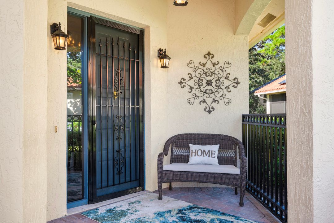 合同活跃: $525,000 (2 贝兹, 2 浴室, 2157 平方英尺)