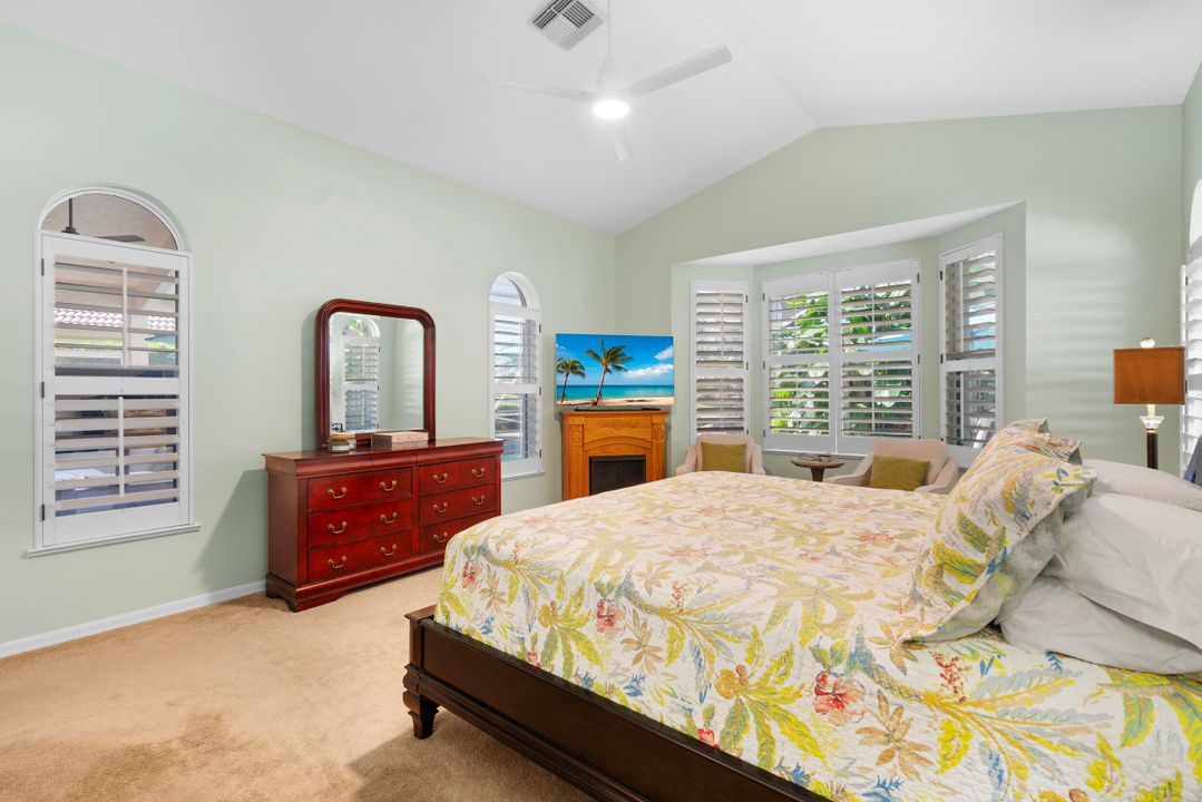 合同活跃: $525,000 (2 贝兹, 2 浴室, 2157 平方英尺)