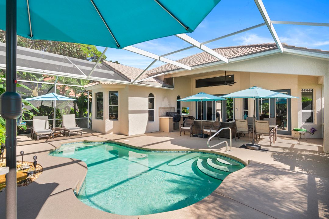 合同活跃: $525,000 (2 贝兹, 2 浴室, 2157 平方英尺)