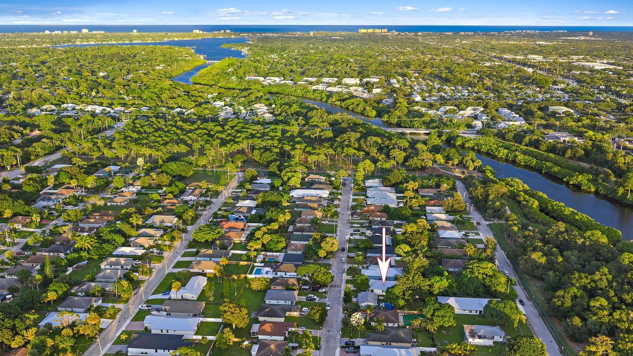 待售: $694,000 (3 贝兹, 2 浴室, 1613 平方英尺)