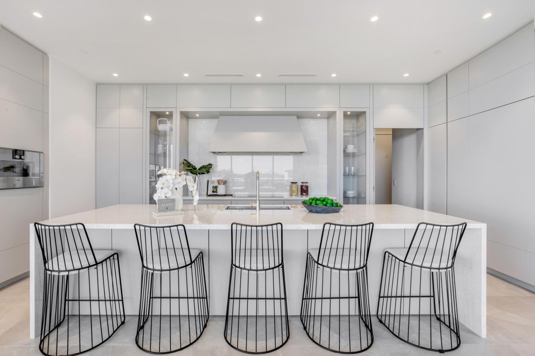 For Sale: $11,450,000 (3 beds, 3 baths, 4256 Square Feet)