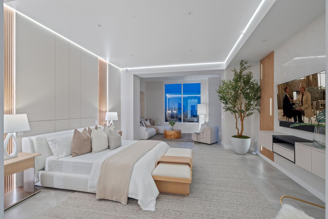 For Sale: $11,450,000 (3 beds, 3 baths, 4256 Square Feet)