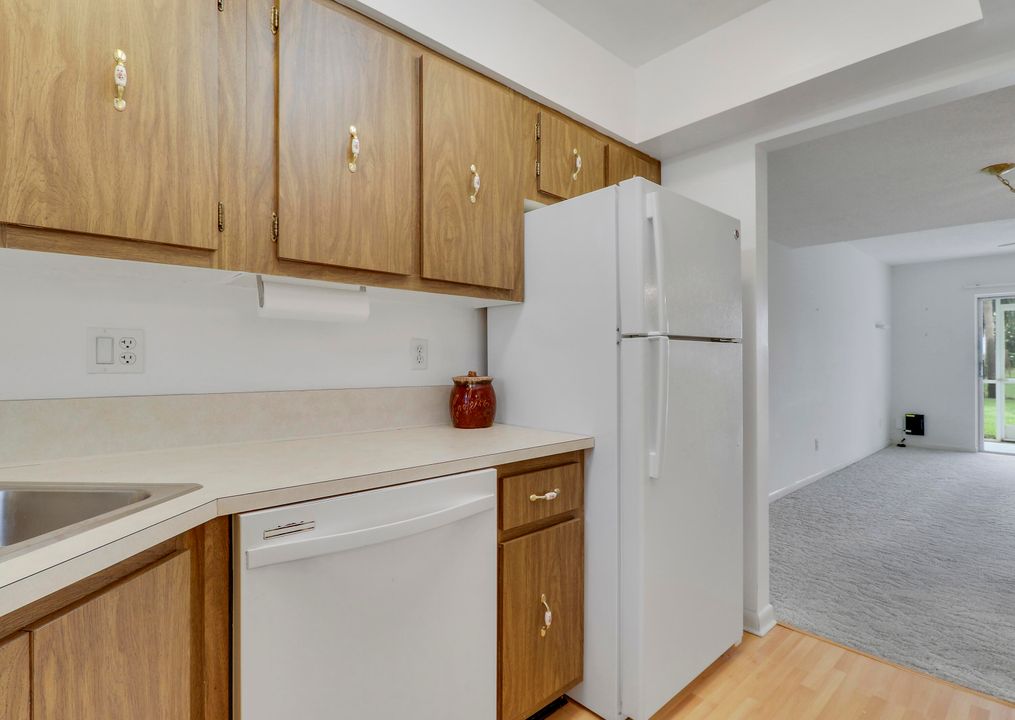 En Venta: $169,900 (2 camas, 2 baños, 891 Pies cuadrados)