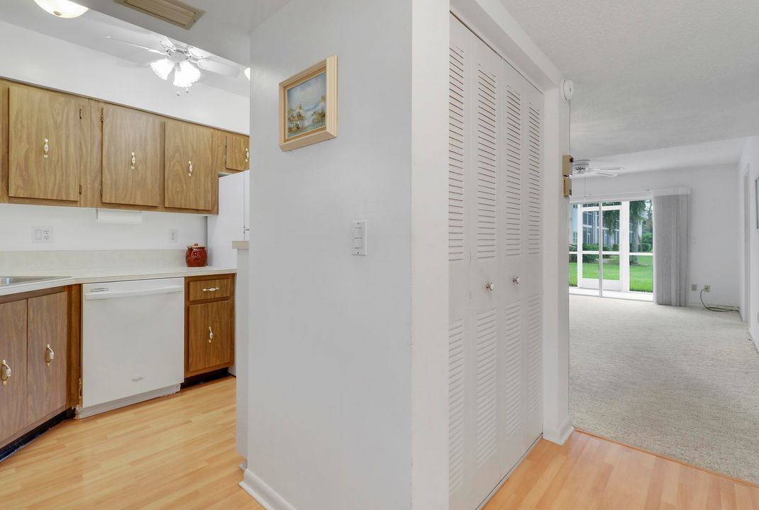 En Venta: $169,900 (2 camas, 2 baños, 891 Pies cuadrados)