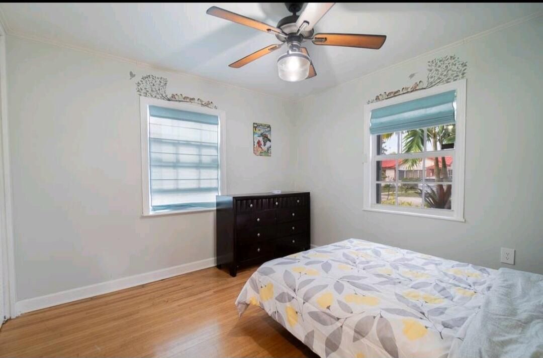 For Sale: $525,000 (3 beds, 2 baths, 1480 Square Feet)