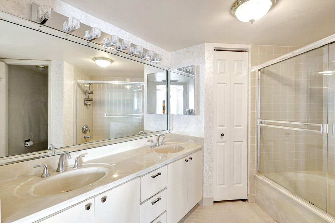 出租: $4,000 (2 贝兹, 2 浴室, 1437 平方英尺)