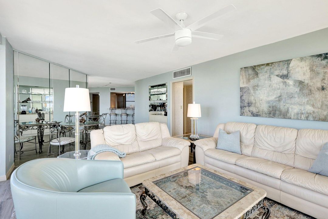 出租: $4,000 (2 贝兹, 2 浴室, 1437 平方英尺)