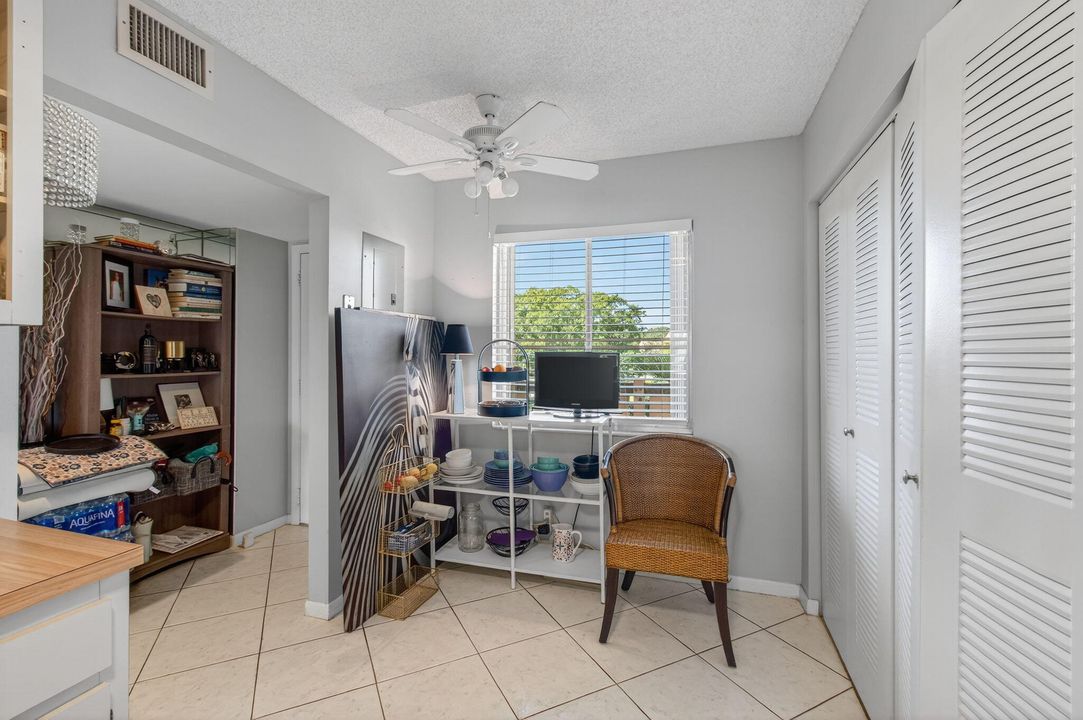 For Sale: $150,000 (2 beds, 2 baths, 1070 Square Feet)