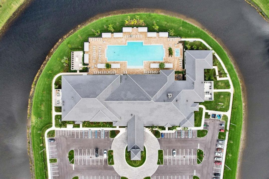 For Sale: $415,000 (2 beds, 2 baths, 1508 Square Feet)