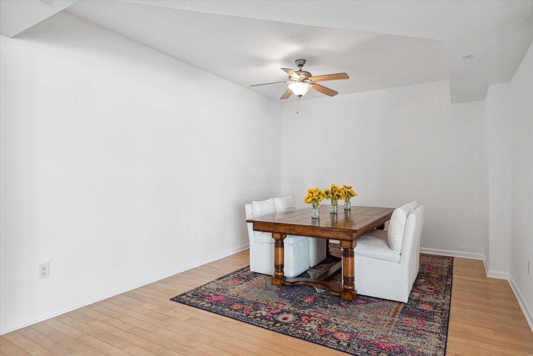 For Sale: $549,500 (1 beds, 1 baths, 1384 Square Feet)