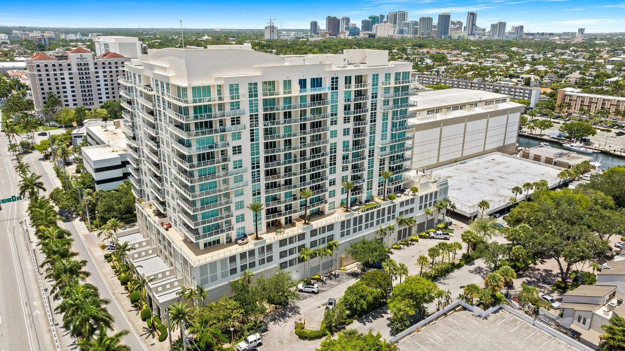 For Sale: $549,500 (1 beds, 1 baths, 1384 Square Feet)