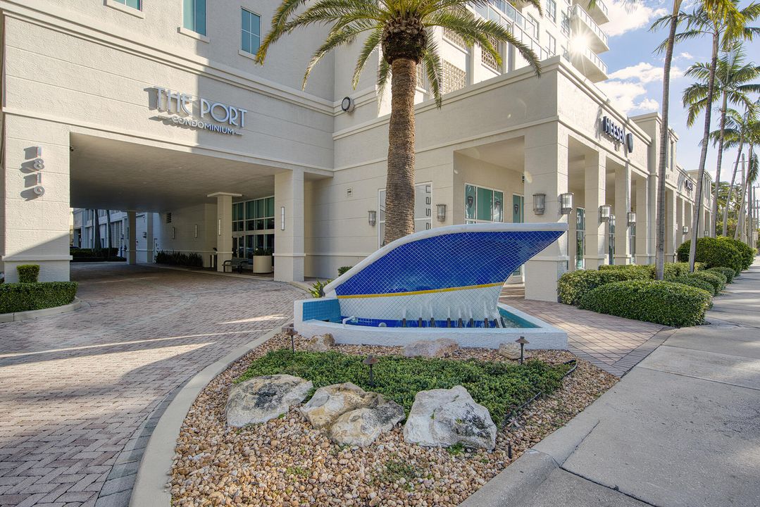 For Sale: $549,500 (1 beds, 1 baths, 1384 Square Feet)