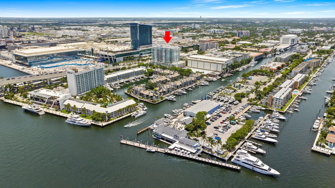 For Sale: $549,500 (1 beds, 1 baths, 1384 Square Feet)