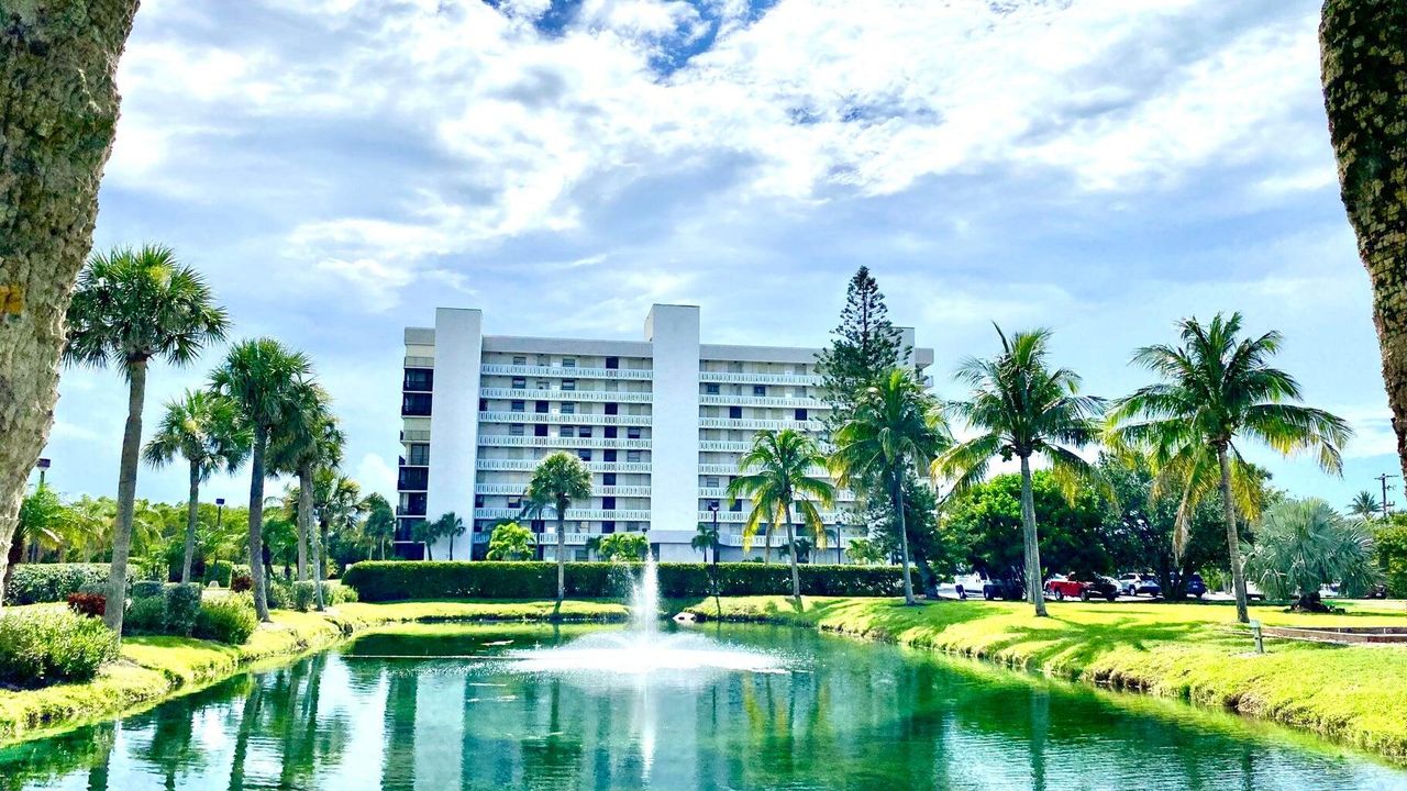 待售: $297,000 (2 贝兹, 2 浴室, 1251 平方英尺)