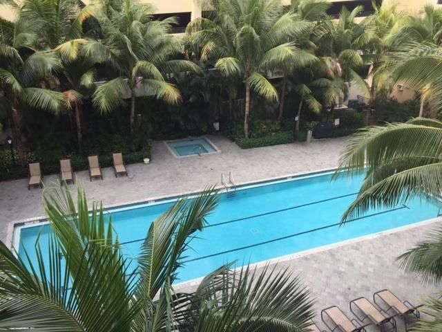 出租: $2,400 (2 贝兹, 2 浴室, 1119 平方英尺)